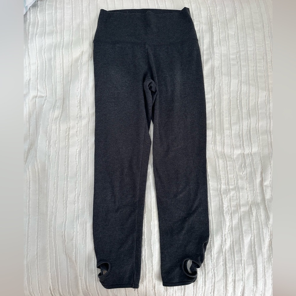 Aerie Grey Cutout Leggings Size M - Picture 1 of 5